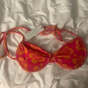 floral frankie’s bikinis top brand new